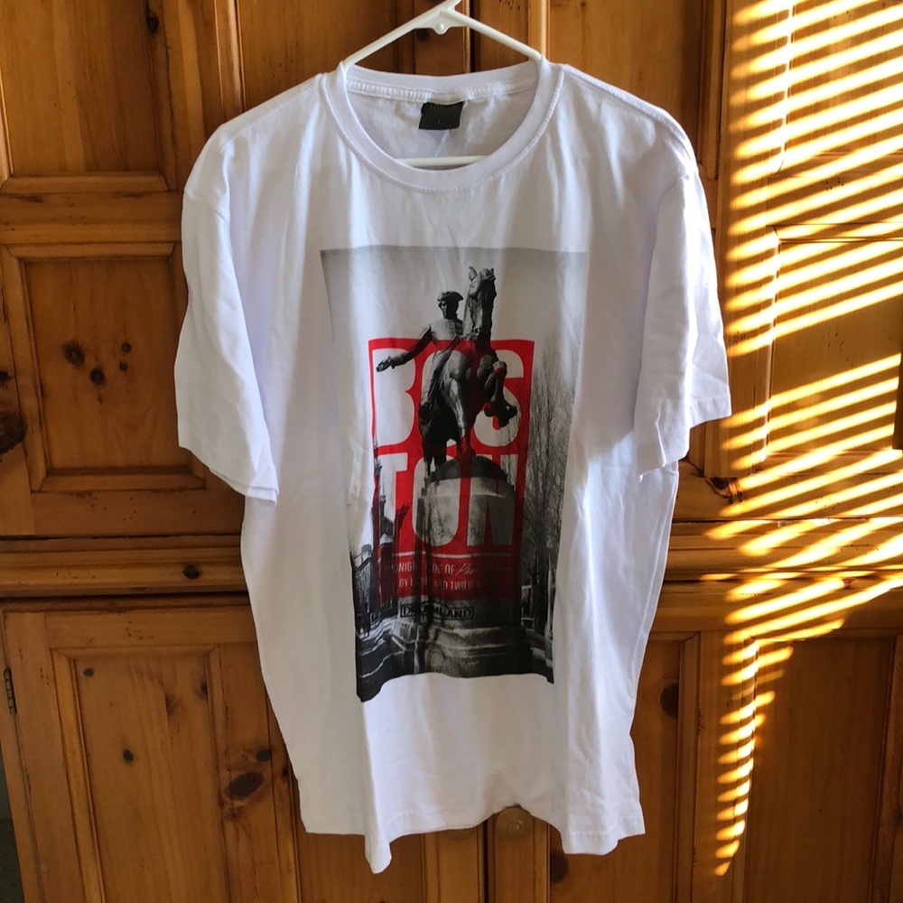 Dreams Men’s T Shirt Paul Revere NWT Size M